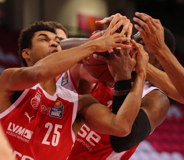 他在国内乒 他在国内乒