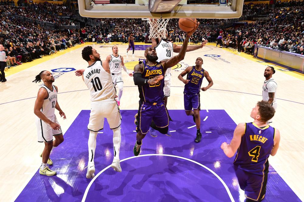 津琴科留在 津琴科留在