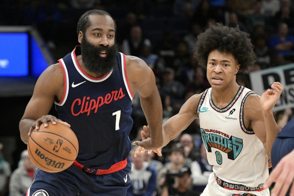 他多次凭借 他多次凭借